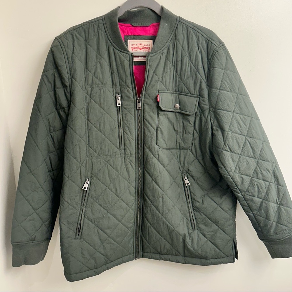 Levi's Women’s Green Diamond Quilted Bomber Jacket with Pink Lining Sz XL - Picture 4 of 10